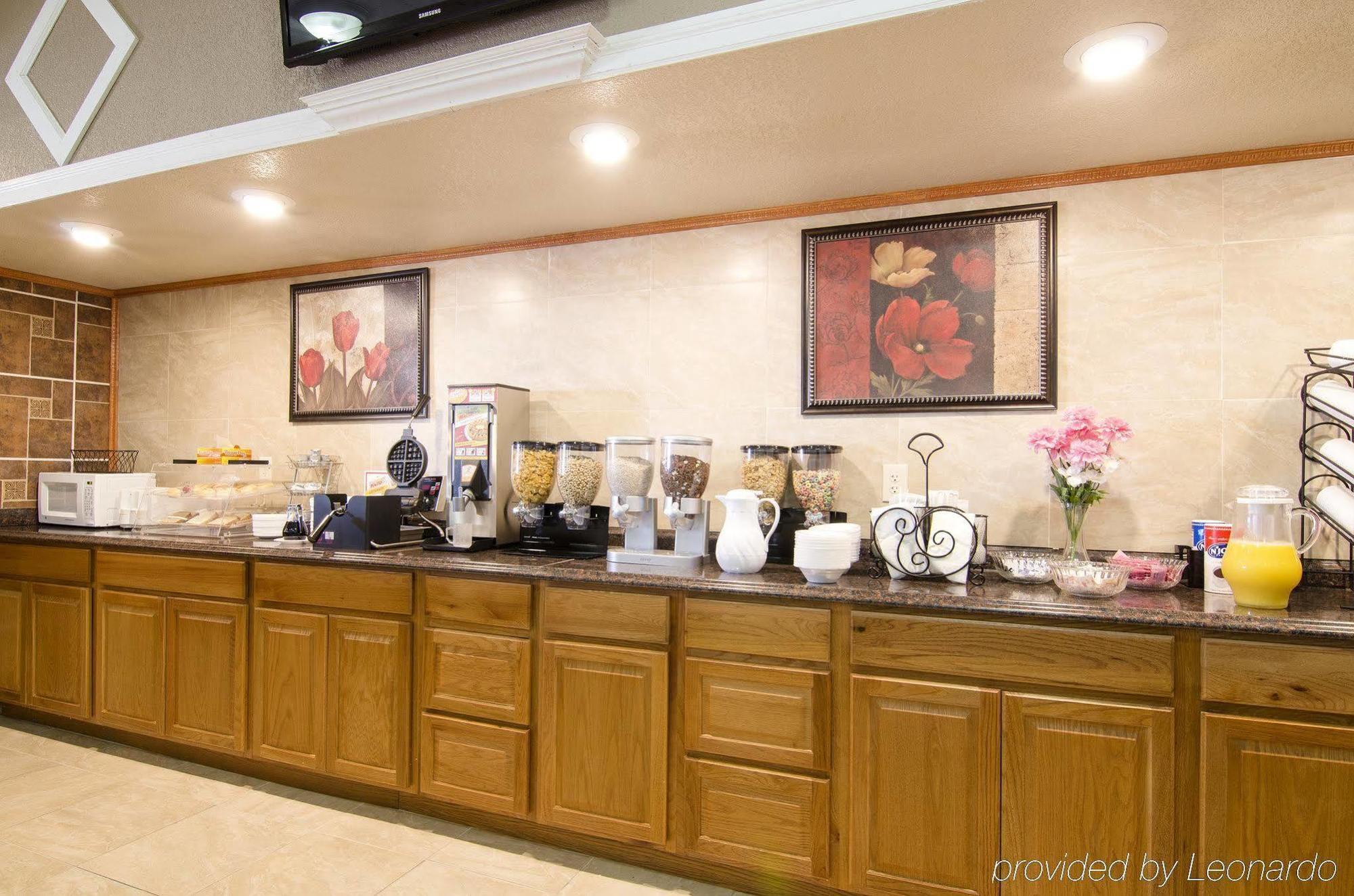 America'S Best Inn And Suites Emporia Zewnętrze zdjęcie