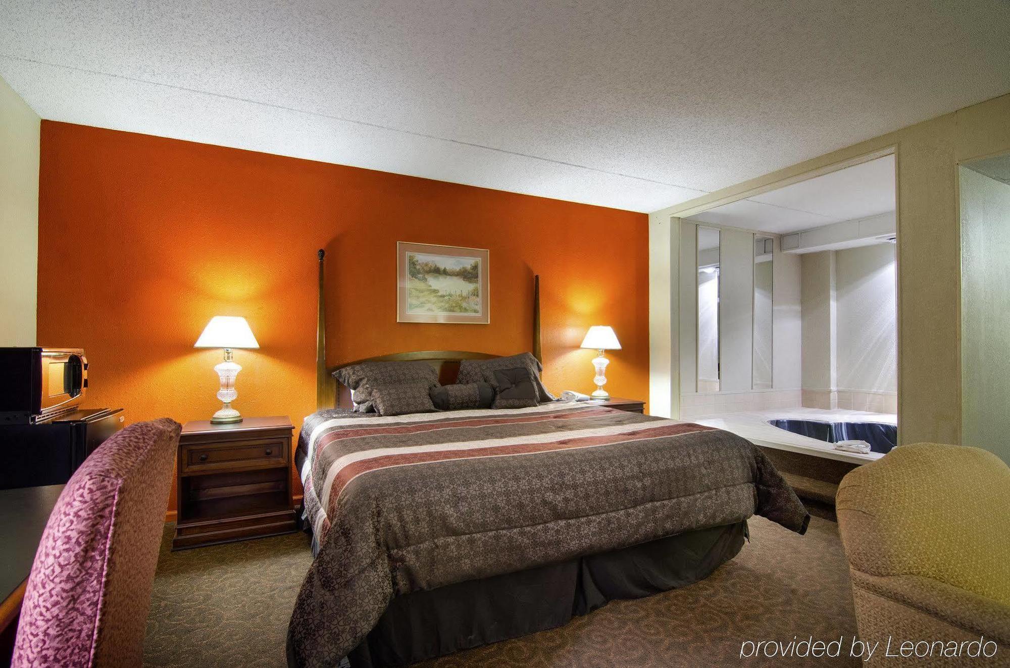 America'S Best Inn And Suites Emporia Zewnętrze zdjęcie
