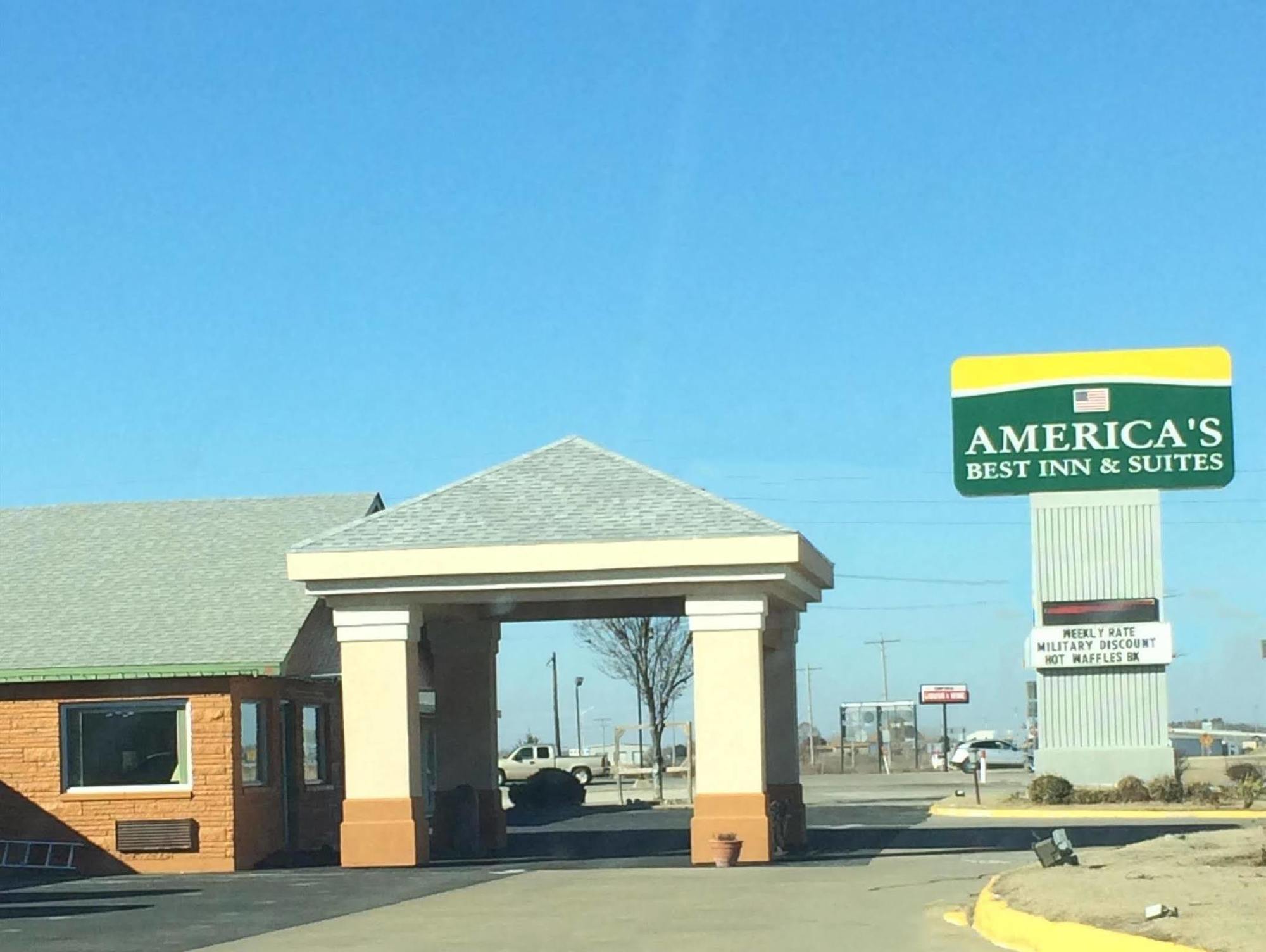 America'S Best Inn And Suites Emporia Zewnętrze zdjęcie