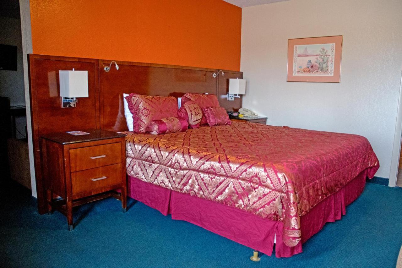 America'S Best Inn And Suites Emporia Zewnętrze zdjęcie